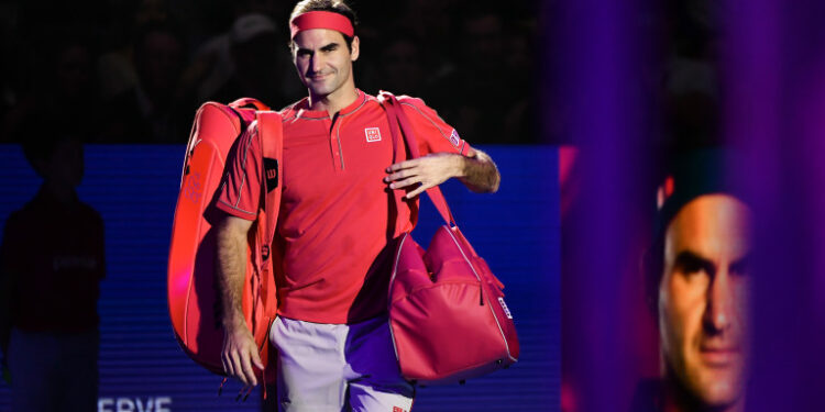 Swiss Roger Federer enters the court during his final match against Australian Alex De Minaur at the Swiss Indoors tennis tournament in Basel on October 27, 2019. (Photo by FABRICE COFFRINI / AFP)