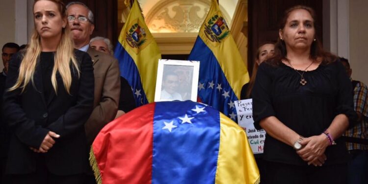 Homenaje Fernando Albán 9 Oct 2018 Paralamento Venezolano. Foto Agencias (1)