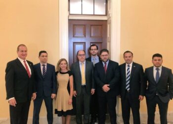 Julio Borges y los cámara de representantes de EEUU. Foto @JulioBorges