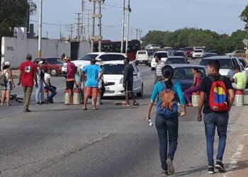 Nueva Esparta 15Oct protesta gas doméstico. Foto: @jcarolinaisava.