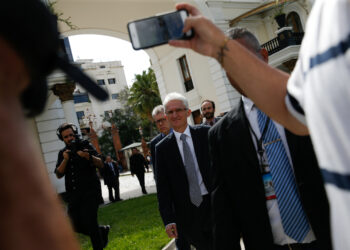 U.N. Under-Secretary-General for Humanitarian Affairs and Emergency Relief Coordinator Mark Lowcock, arrives for a meeting with Venezuelan opposition leader Juan Guaido, who many nations have recognised as the country's rightful interim ruler, at the Venezuela National Assembly building in Caracas, Venezuela November 5, 2019. REUTERS/Manaure Quintero