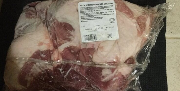 La etiqueta del corte muestra que se trata de paleta, no pernil.