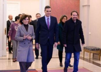 La coalición con Iglesias le dificulta a Pedro Sánchez tomar decisiones. Foto Moncloa.