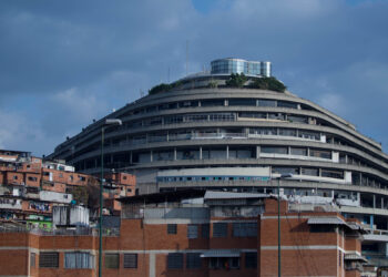 A view of the Venezuela's intelligence police headquarters, known as the Helicoide, in Caracas, Venezuela, Thursday, May 17, 2018. Several top opponents of President Nicolas Maduro are being held in the building along with American citizen Joshua Holt, who has been imprisoned for two years without a trial. (AP Photo/Fernando Llano)