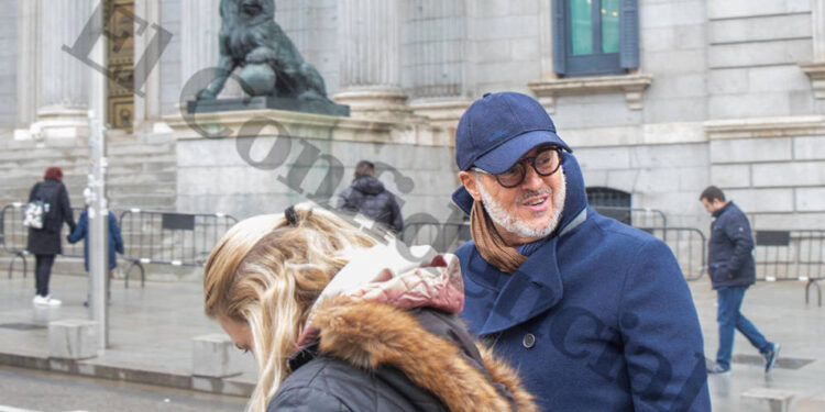 Félix Plasencia, tras abandonar su hotel este lunes. (Jorge Álvaro Manzano)