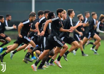 VINOVO, ITALY - SEPTEMBER 27:  Juventus Under 23 players during Juventus U23 Training Session at Juventus Center Vinovo on September 27, 2019 in Vinovo, Italy.  (Photo by Filippo Alfero - Juventus FC/Juventus FC via Getty Images)