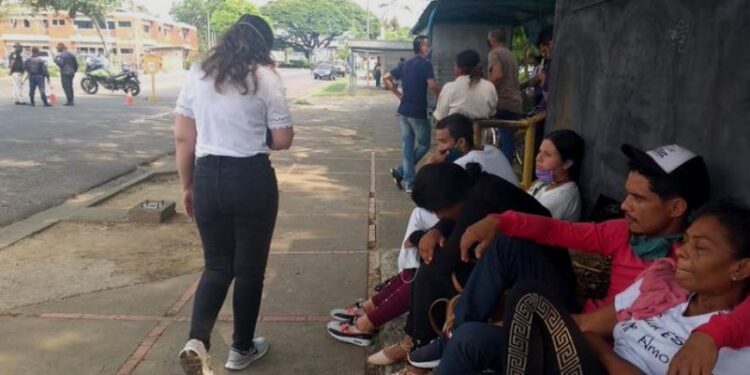 El equipo del Observatorio Venezolano de Prisiones conoció que los cadáveres no fueron debidamente refrigerados porque las cavas de la medicatura forense tienen dos años dañadas | Foto: Mariángel Moro.