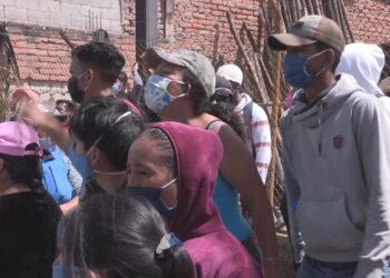 Comerciantes informales de Quito Ecuador. Foto captura de video.