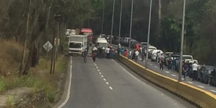 Carretera Panamericana 4jun2020. Foto @dmurolo