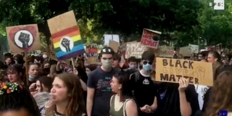 Viena protestas George Floyd. Foto captura de video.