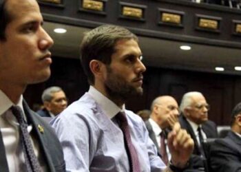 Juan Guaidó y Juan Requesens. Foto de archivo.