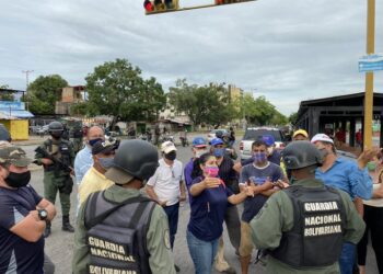 Protesta Maturín gasolina. Foto @JoseAMendozaPJ