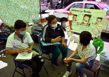 Escuela callejera Ciudad de México. AFP.