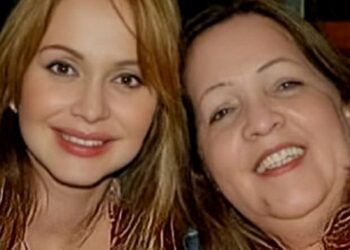 Gabriela Spanic junto a su madre Norma Utrera (+).