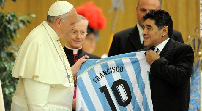 Papa-Maradona-