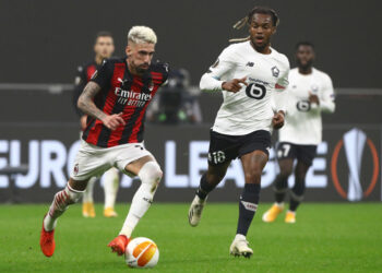 MILAN, ITALY - NOVEMBER 05:  Samuel Castillejo of AC Milan in action during the UEFA Europa League Group H stage match between AC Milan and LOSC Lille at San Siro Stadium on November 5, 2020 in Milan, Italy.  (Photo by Marco Luzzani/Getty Images)