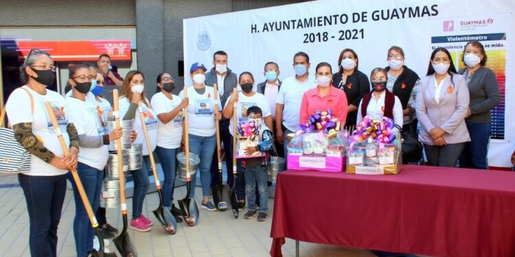 Palas mujeres México Foto InfoGuaymas FB.