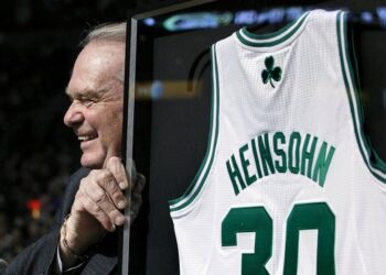 Tommy Heinsohn (+). Foto agencias.