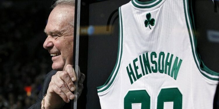 Tommy Heinsohn (+). Foto agencias.