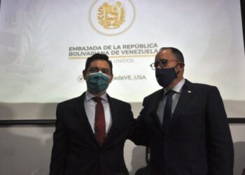 Carlos Vecchio y el Presidente de Alimentos Goya, Bob Unanue. Foto CCN