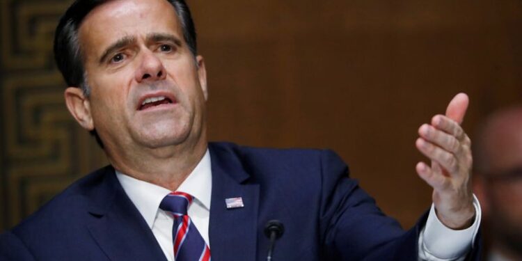 FOTO DE ARCHIVO: John Ratcliffe, congresista republicano por Texas, testifica ante una audiencia del Comité de Inteligencia del Senado en el Capitolio en Washington. Andrew Harnik/Pool via REUTERS/File Photo