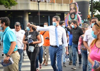 Pdte. (E) de Venezuela Juan Guaidó. Metro de Caracas. Foto Leo Álvarez.