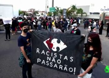 Seis personas serán juzgadas por una paliza mortal a un hombre negro en Brasil. Foto agencias.