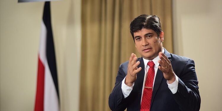 El presidente de Costa Rica, Carlos Alvarado. Foto agencias.