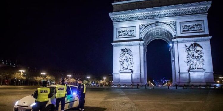 Francia, coronavirus. Toque de queda. Foto agencias.