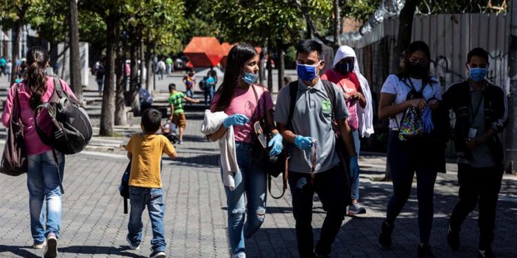 Vzla, coronavirus, 7+7. Foto EFE.