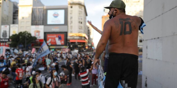 Marcha en Argentina por Maradona. Foto agencias. 10Marzo2021.
