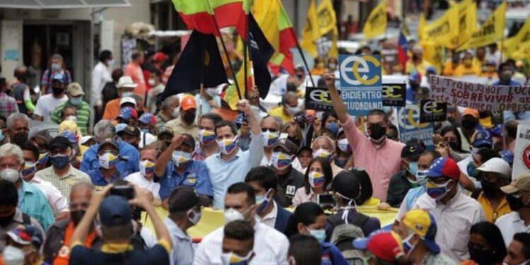 Pdte. (E) Juan Guaidó. Foto CCN.