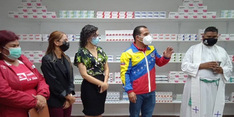 Farmacia oncológica Maiquetía. Foto @VTVcanl8