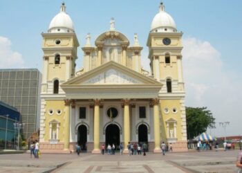 Basílica Santuario de Nuestra Señora de Chiquinquirá. Foto de archivo.