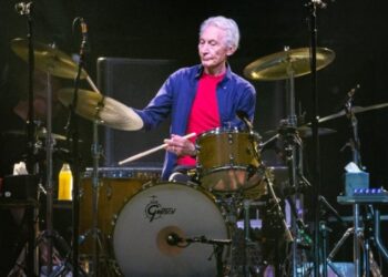 (FILES) In this file photo taken on July 28, 2019 The Rolling Stones drummer Charlie Watts performs on stage during their "No Filter" tour at NRG Stadium in Houston, Texas. - Charlie Watts, drummer with legendary British rock'n'roll band The Rolling Stones, died on August 24, 2021 aged 80, according to a statement from his publicist. (Photo by SUZANNE CORDEIRO / AFP)