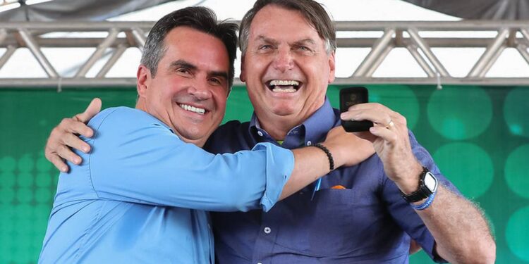 Ciro Nogueira y Jair Bolsonaro. Foto de archivo.