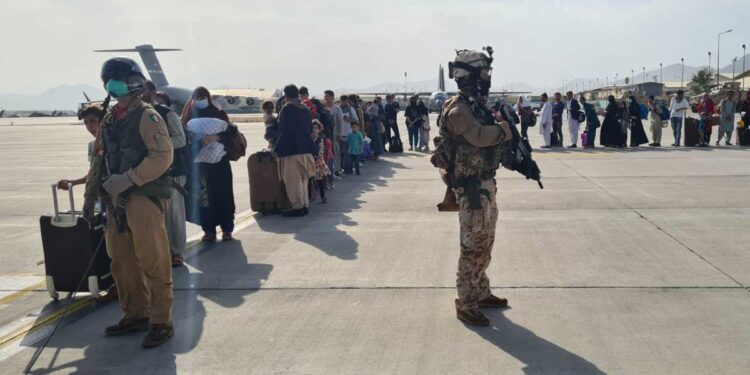 Evacuados, Kabul, Afganistán. Foto agencias.