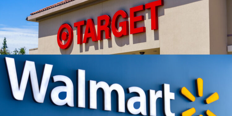 Target y Walmart. Foto de archivo.