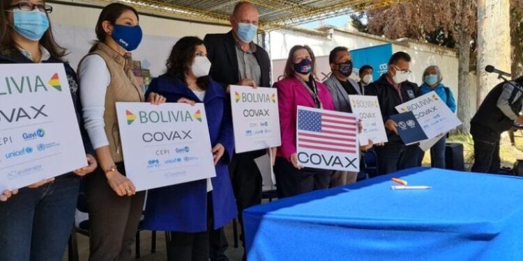 Bolivia, vacunas Pfizer mediante el mecanismo Covax. Foto agencias.