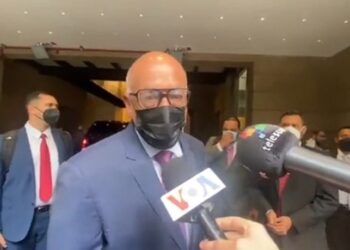 Jorge Rodríguez en México, delegación del régimen de Maduro. Foto captura de video.