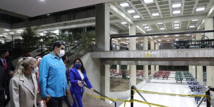 Nicolás Maduro. Visita UCV. Foto de archivo.