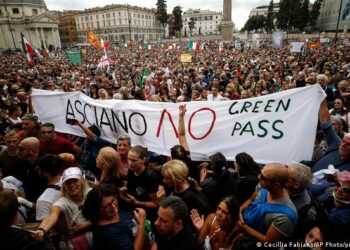 Antivacunas Italia. Foto de archivo.