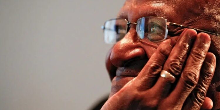 El Nobel de la Paz Desmond Tutu. Foto agencias.