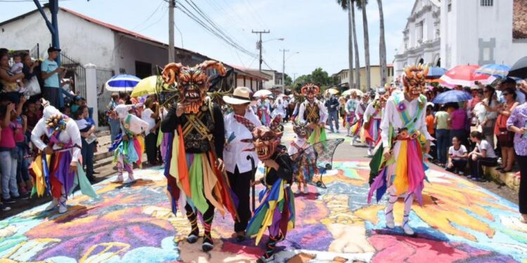 Fiesta del Corpus Christi de Panamá. Foto de archivo.