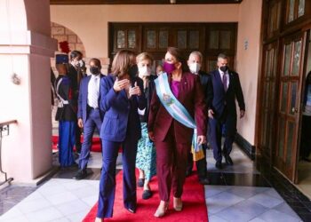 Kamala Harris, vicepresidenta de EEUU y Xiomara Castro presidenta de Honduras. Foto @XiomaraCastroZ