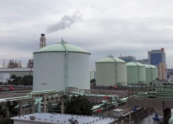 FILE PHOTO: General view of the Negishi LNG Terminal which is jointly operated by Tokyo Gas and JERA in Yokohama, Japan October 17, 2019. Picture taken October 17, 2019.  REUTERS/Yuka Obayashi