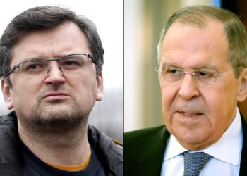 El ministro ucraniano de Relaciones Exteriores, Dmytro Kuleba y su homólogo ruso Sergey Lavrov. Foto collage.