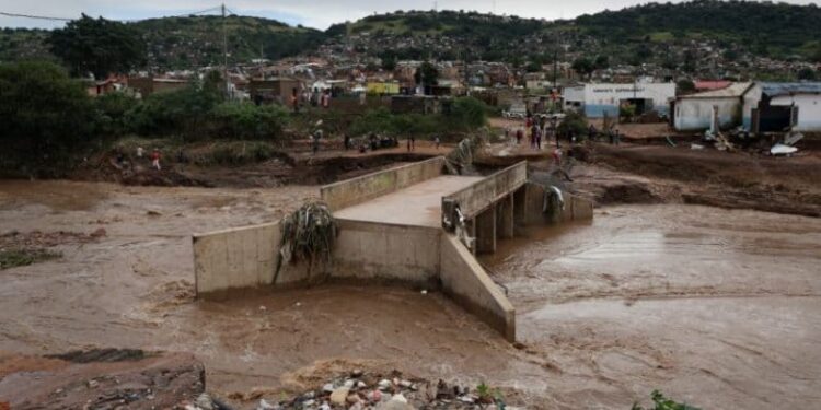 Sudáfrica, inundaciones. Foto agencias.