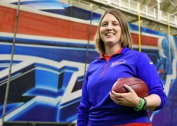 Mujeres entrenadoreas NFL. Foto de archivo.