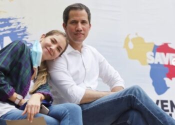 Fabiana Rosales y Juan Guaidó. Foto IG.